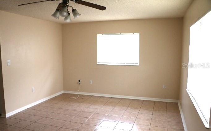 DORA MANOR - Residential Lease