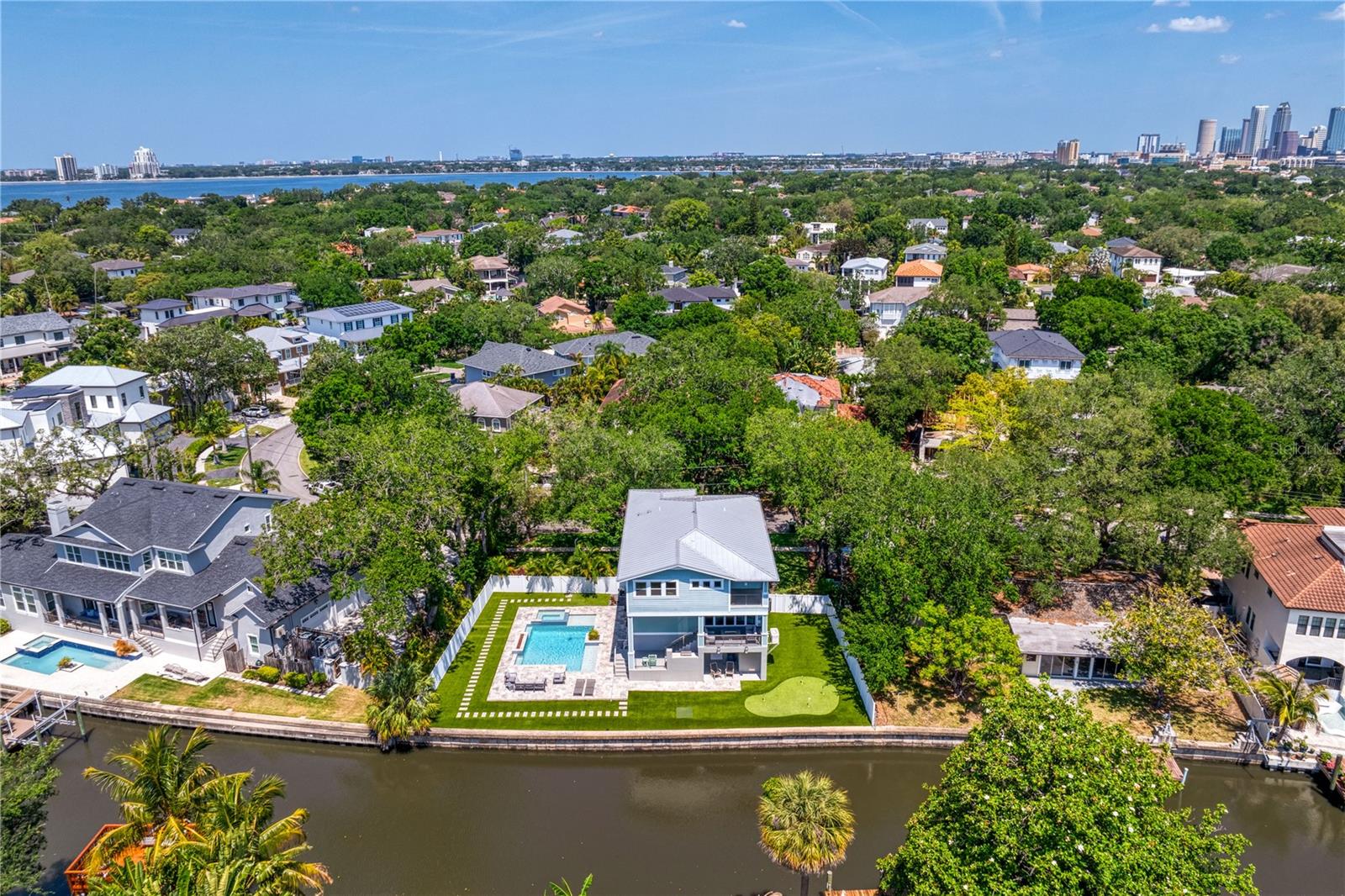 DAVIS ISLANDS PB10 PG52 TO 57 - Residential