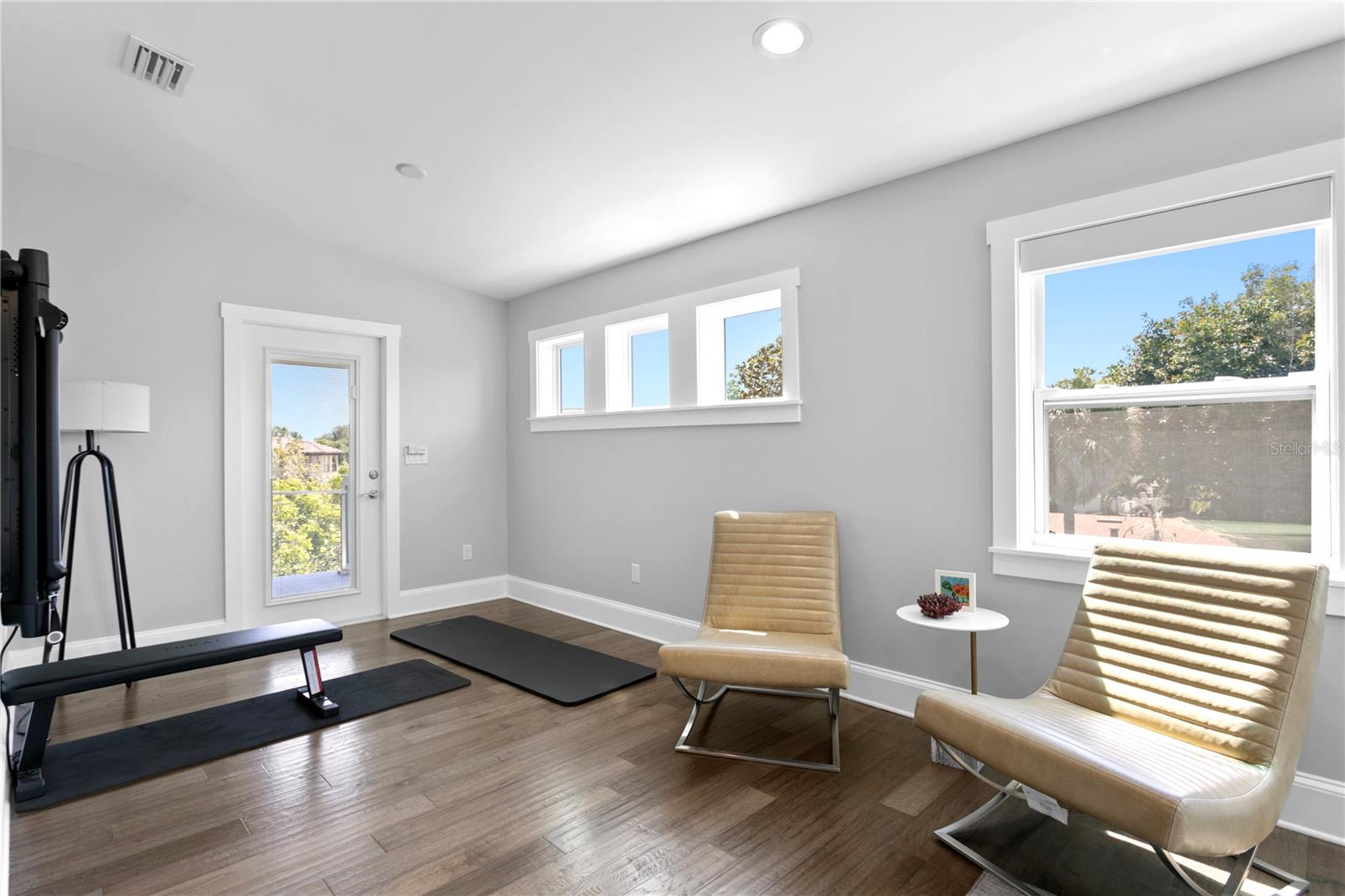 DAVIS ISLANDS PB10 PG52 TO 57 - Residential