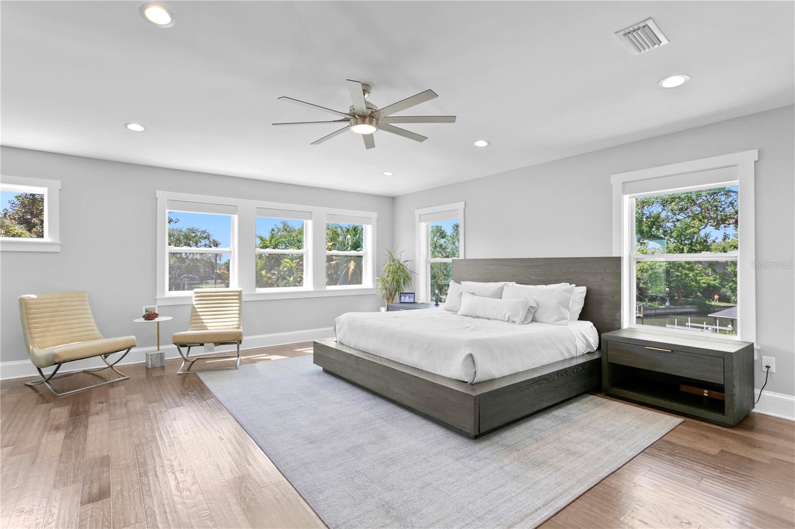 DAVIS ISLANDS PB10 PG52 TO 57 - Residential