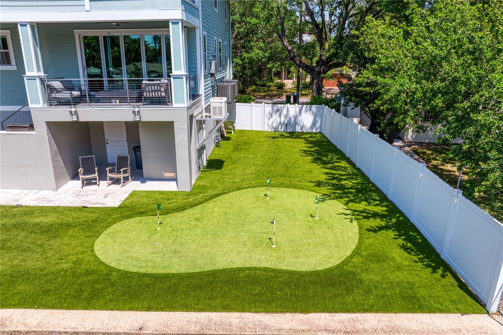 DAVIS ISLANDS PB10 PG52 TO 57 - Residential