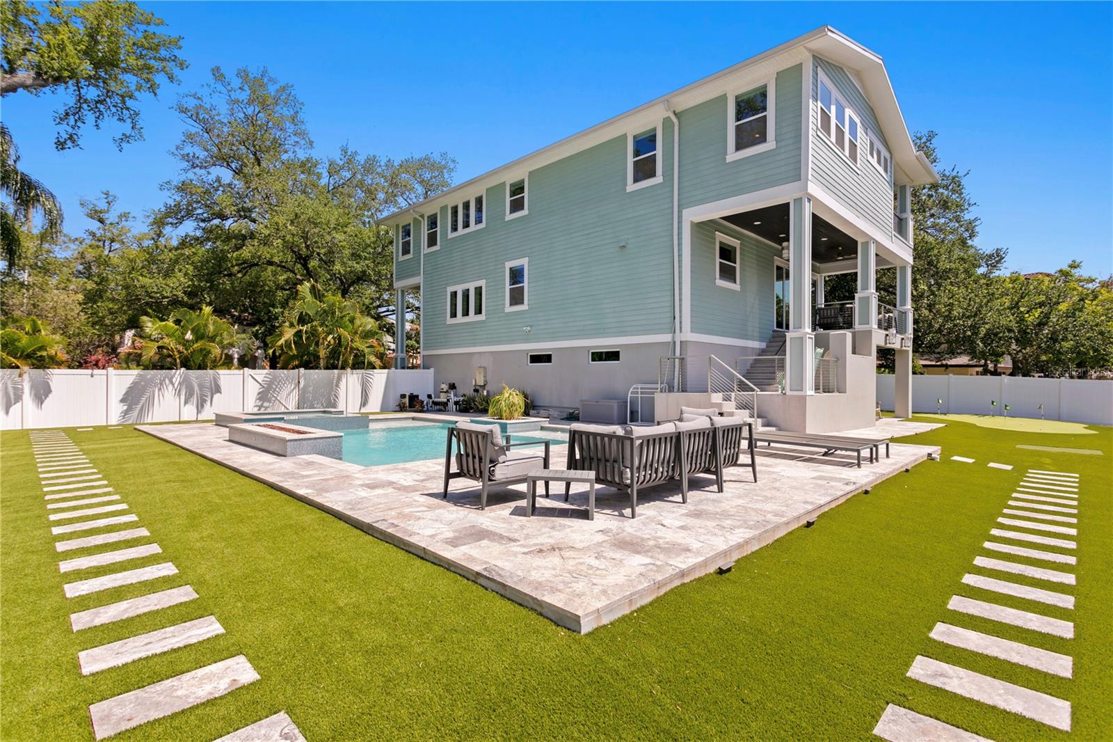 DAVIS ISLANDS PB10 PG52 TO 57 - Residential