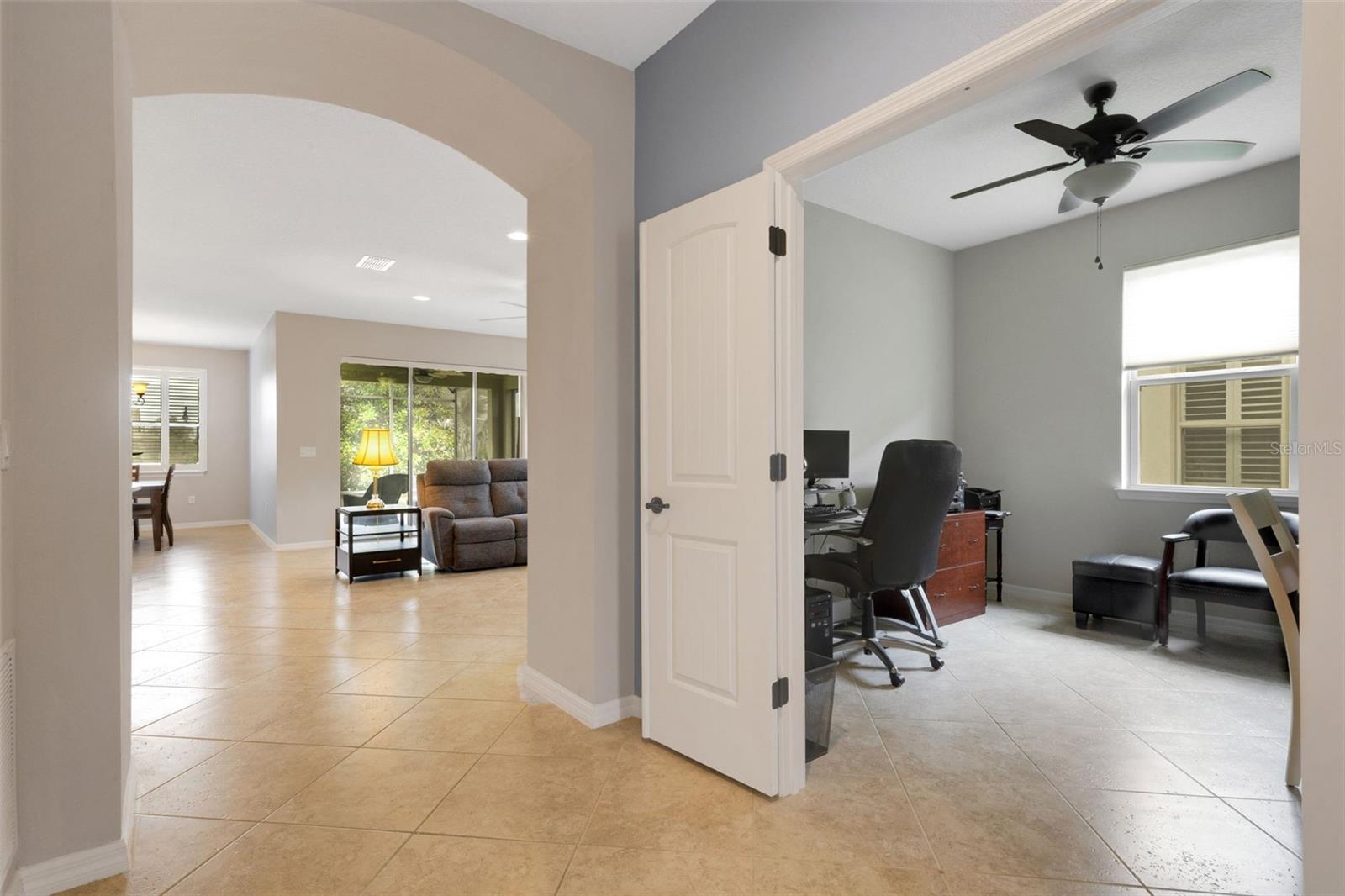 Casas a venda 4 - Jen Dantas 613 CANTABRIA DRIVE