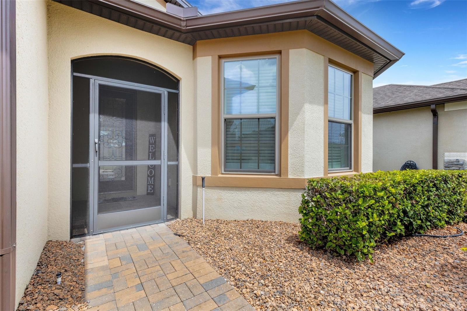 Casas a venda 2 - Jen Dantas 613 CANTABRIA DRIVE