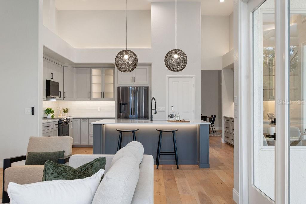 HUNTERS CREEK TR 200-215 PH 02 - Residential