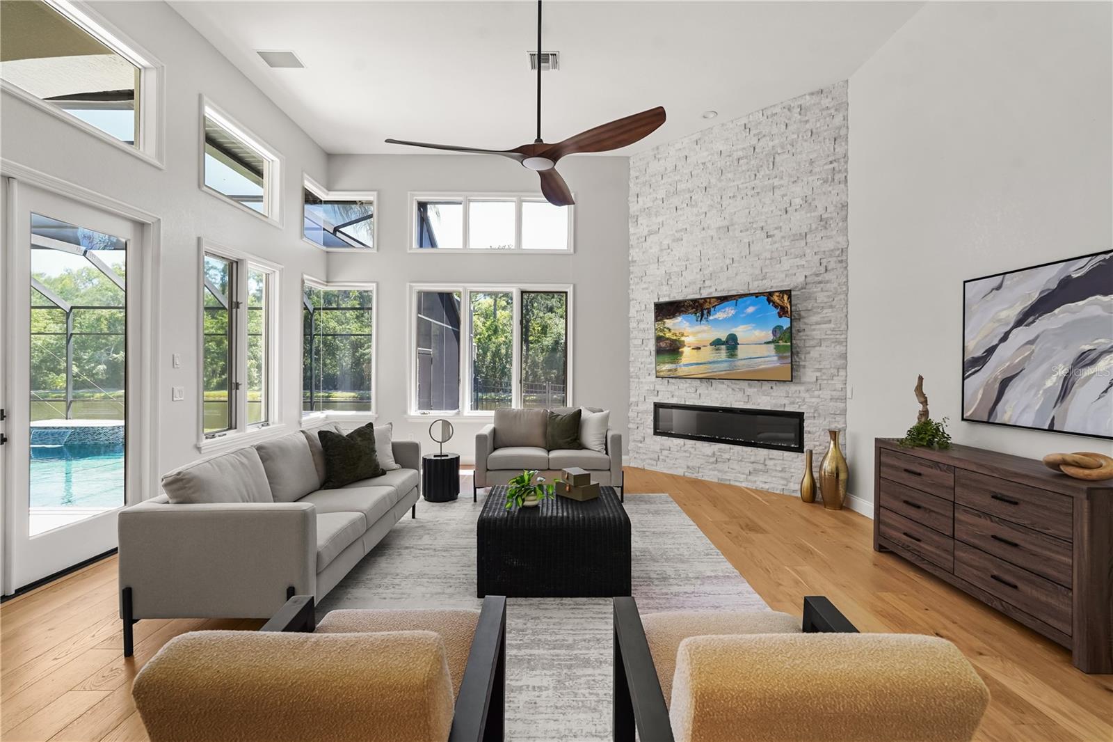 HUNTERS CREEK TR 200-215 PH 02 - Residential