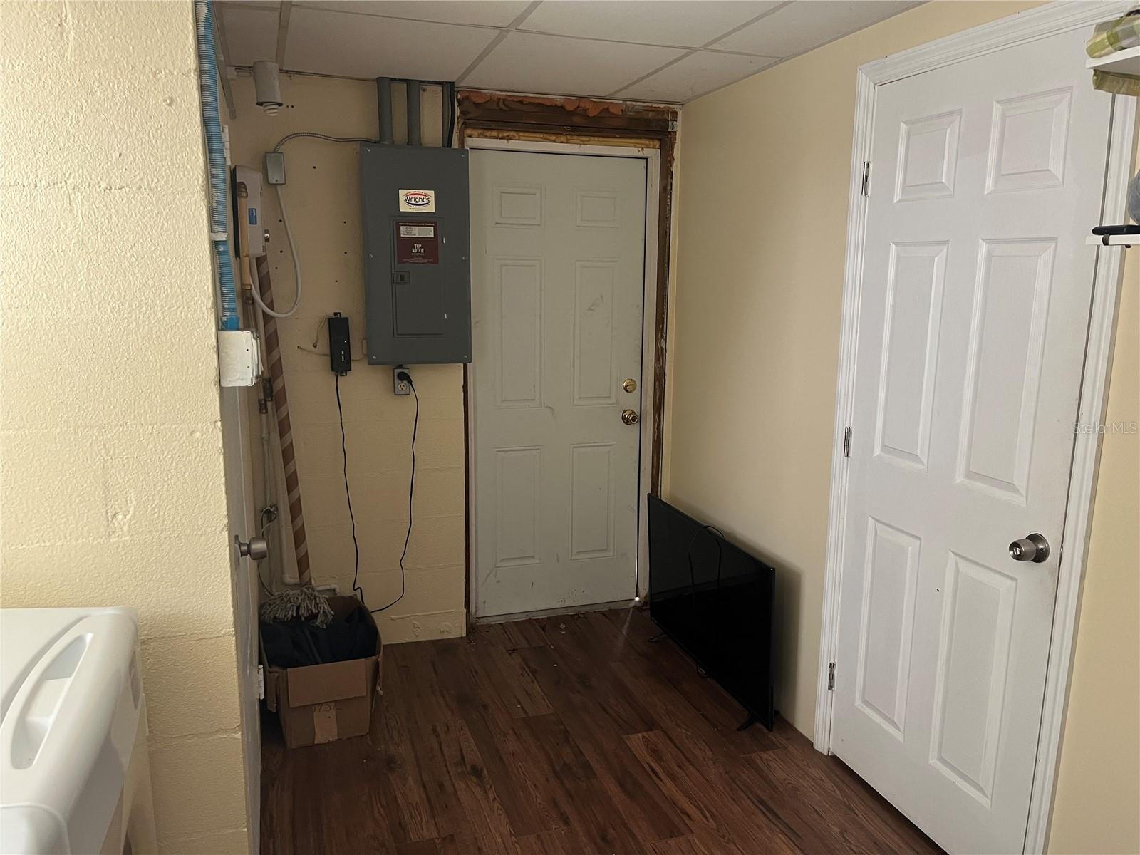 GUY ROY L SUB - Residential