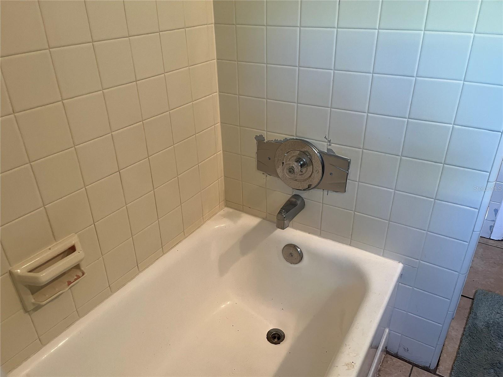 GUY ROY L SUB - Residential