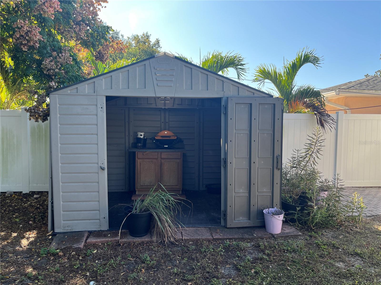 GUY ROY L SUB - Residential