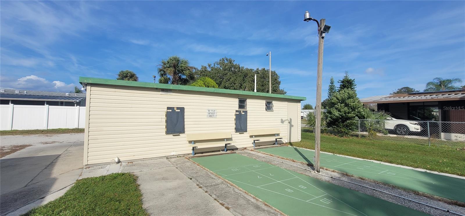 LAKE MARIANA ACRES - Residential