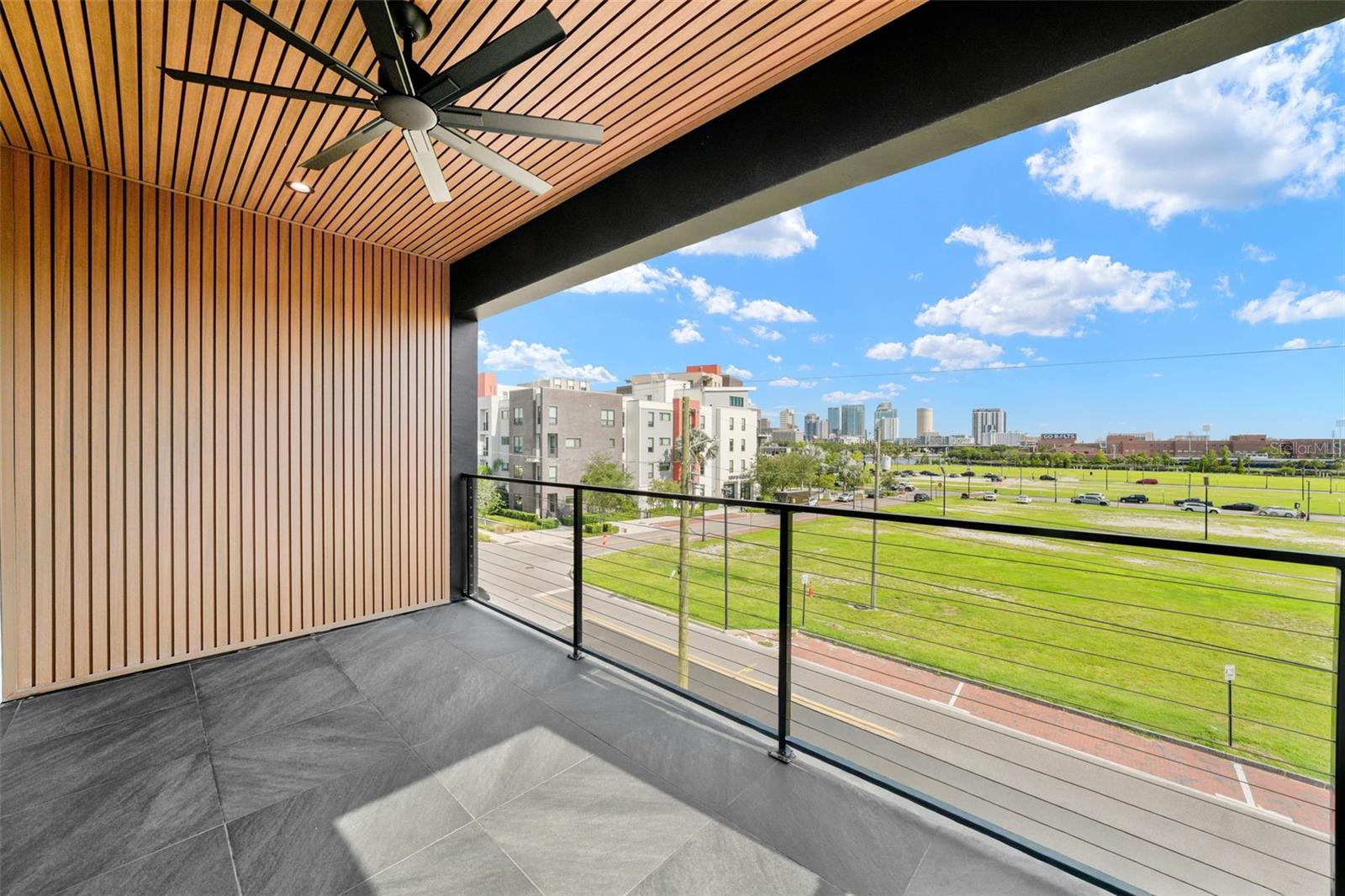 ROSS AT THE HEIGHTS TOWNHOMES - Residential