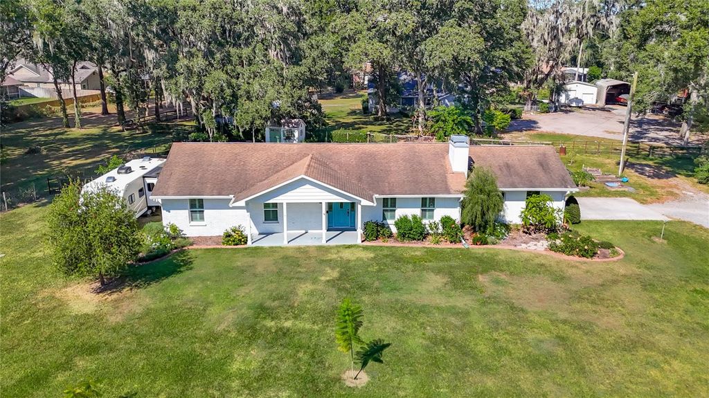 Photo of 3311 Falling Oaks Drive, Valrico, FL 33596 (MLS # TB8443638)