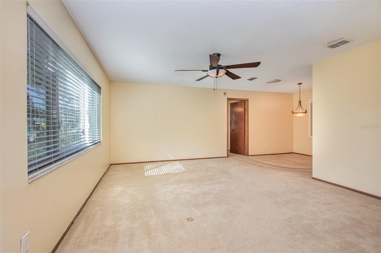 WOODSONG - Residential