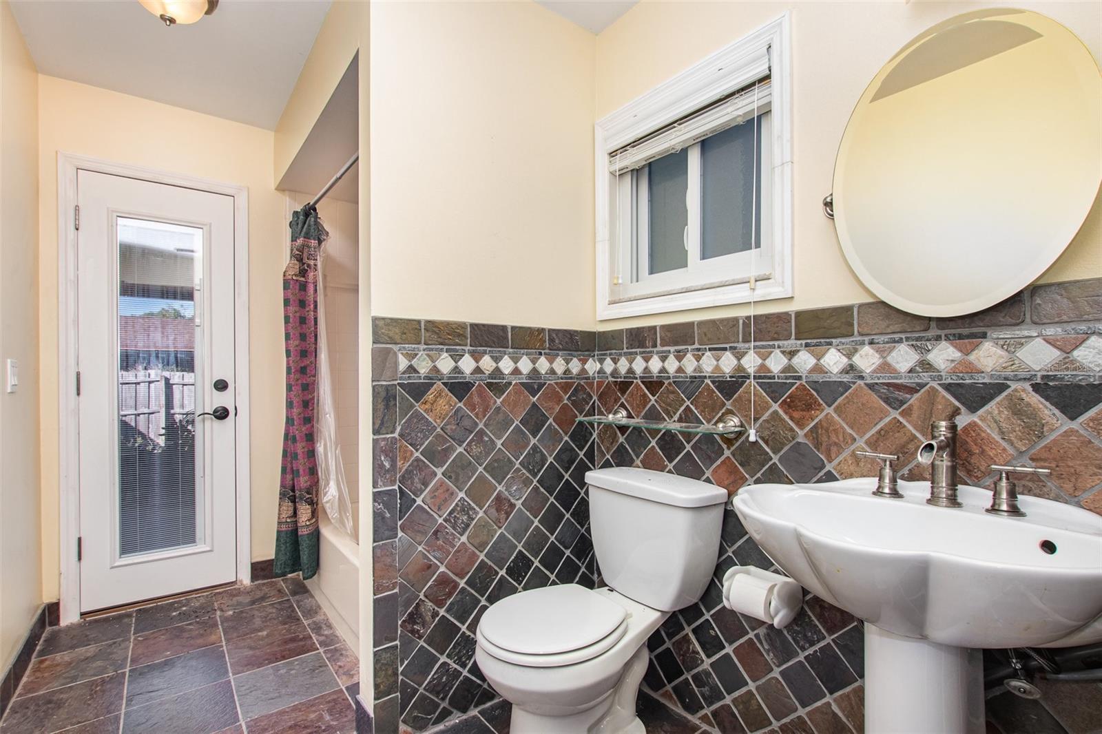 WOODSONG - Residential