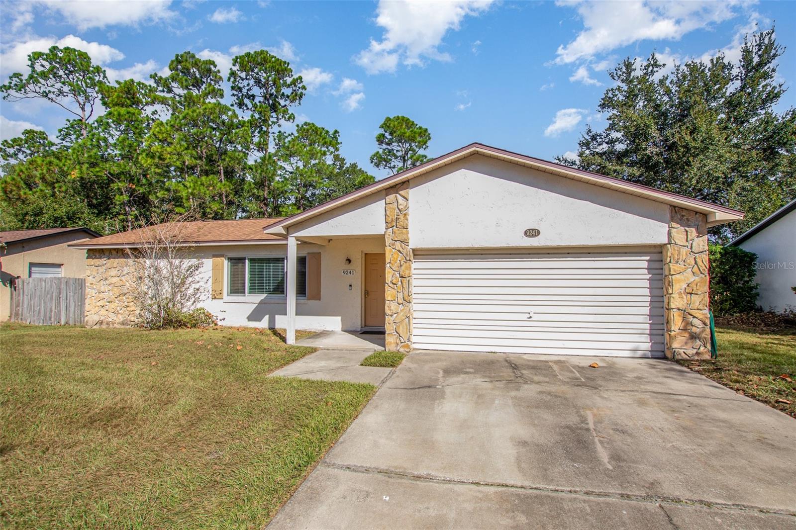 WOODSONG - Residential