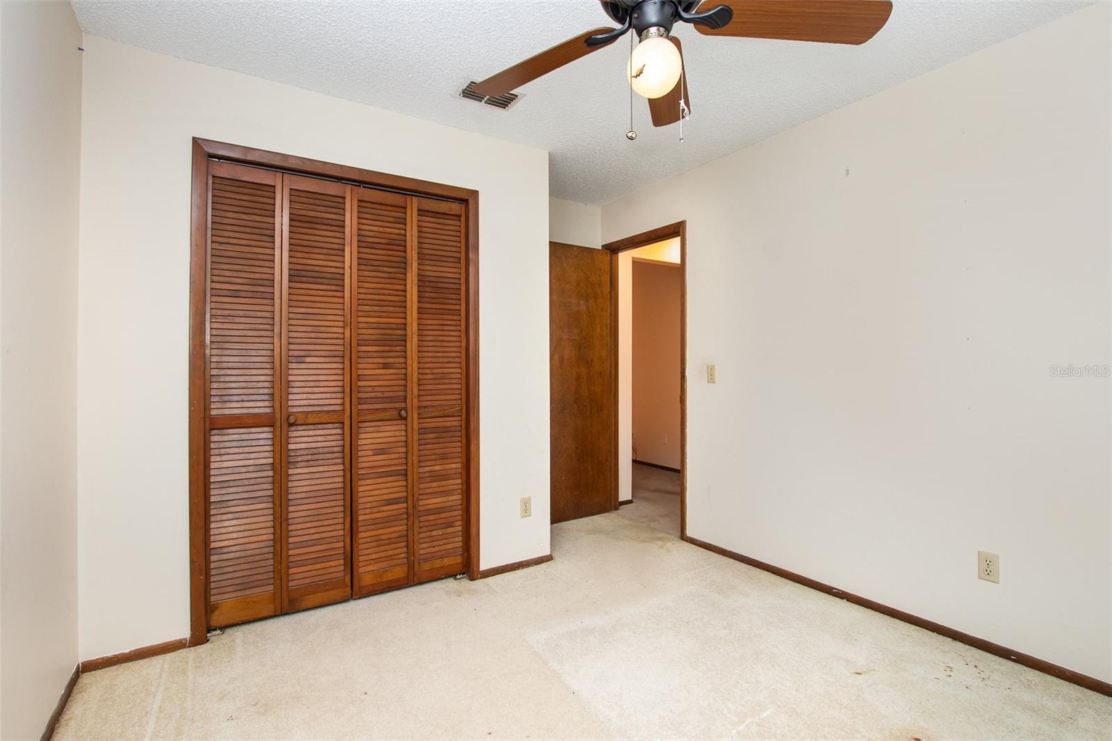 WOODSONG - Residential