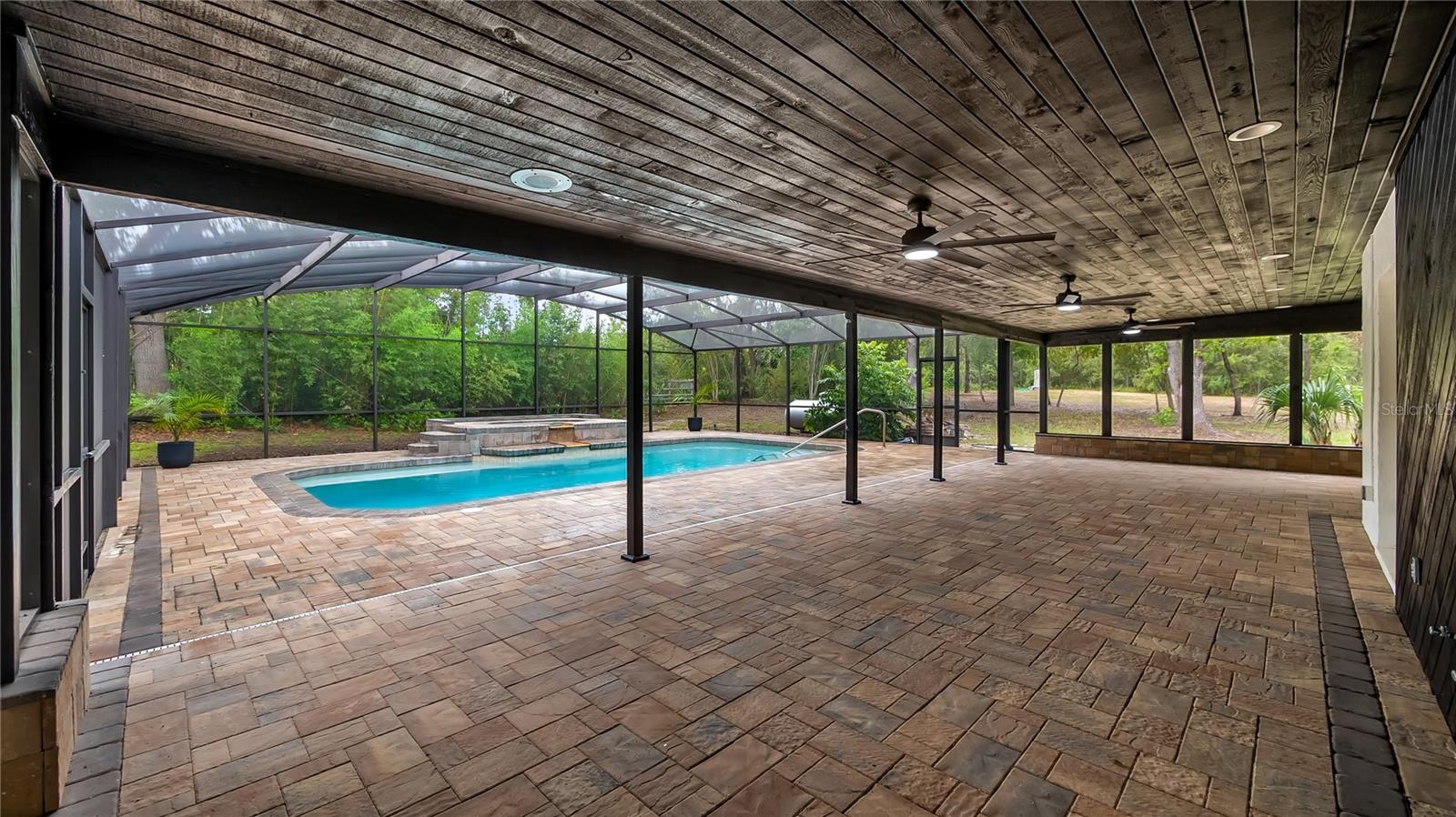 VINOLA GARDENS - Residential