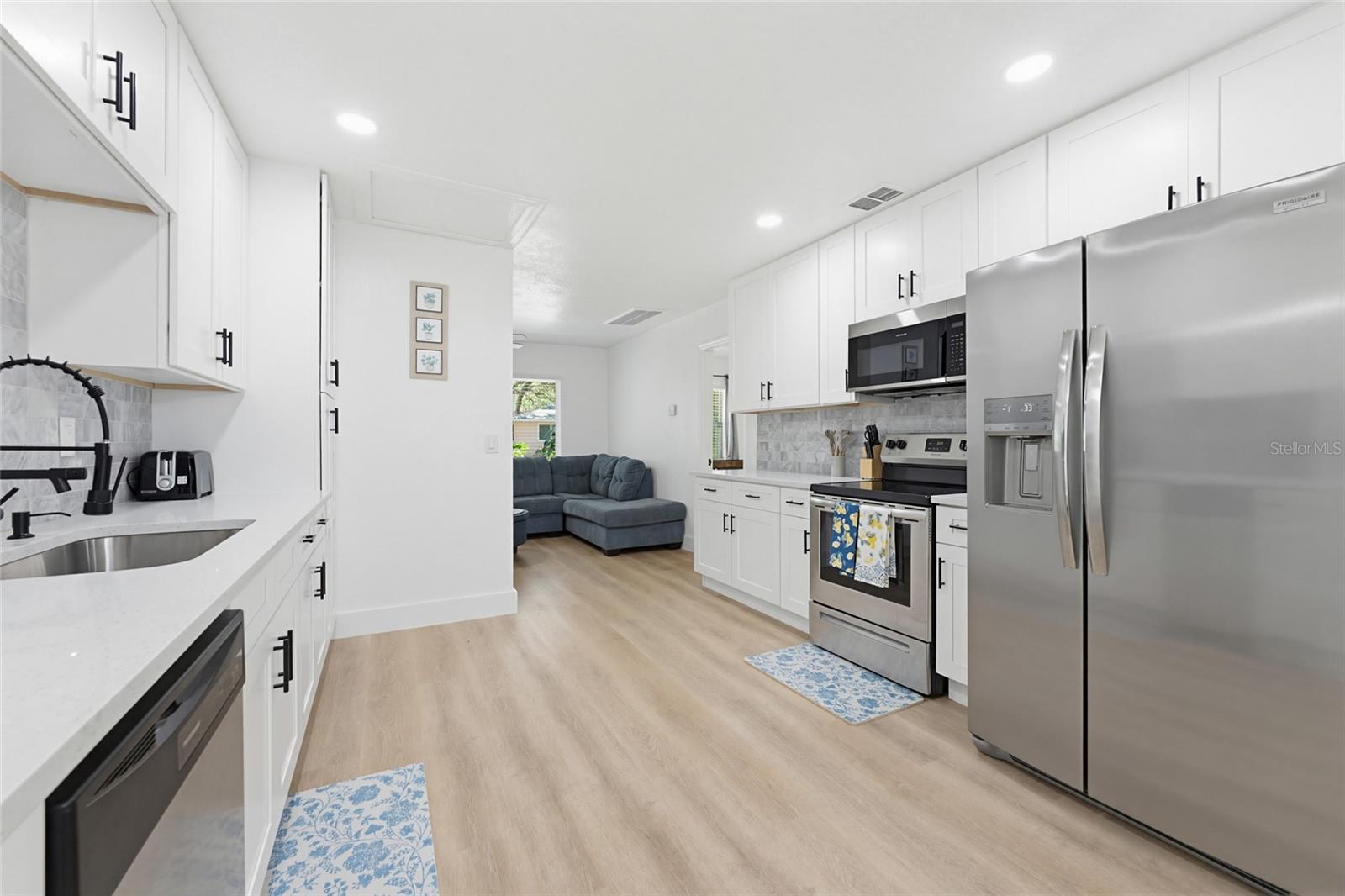 KNIGHTS ACRES - Residential