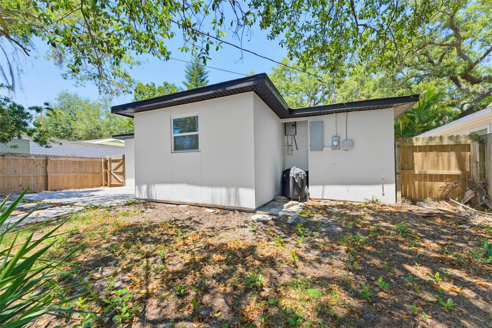 KNIGHTS ACRES - Residential