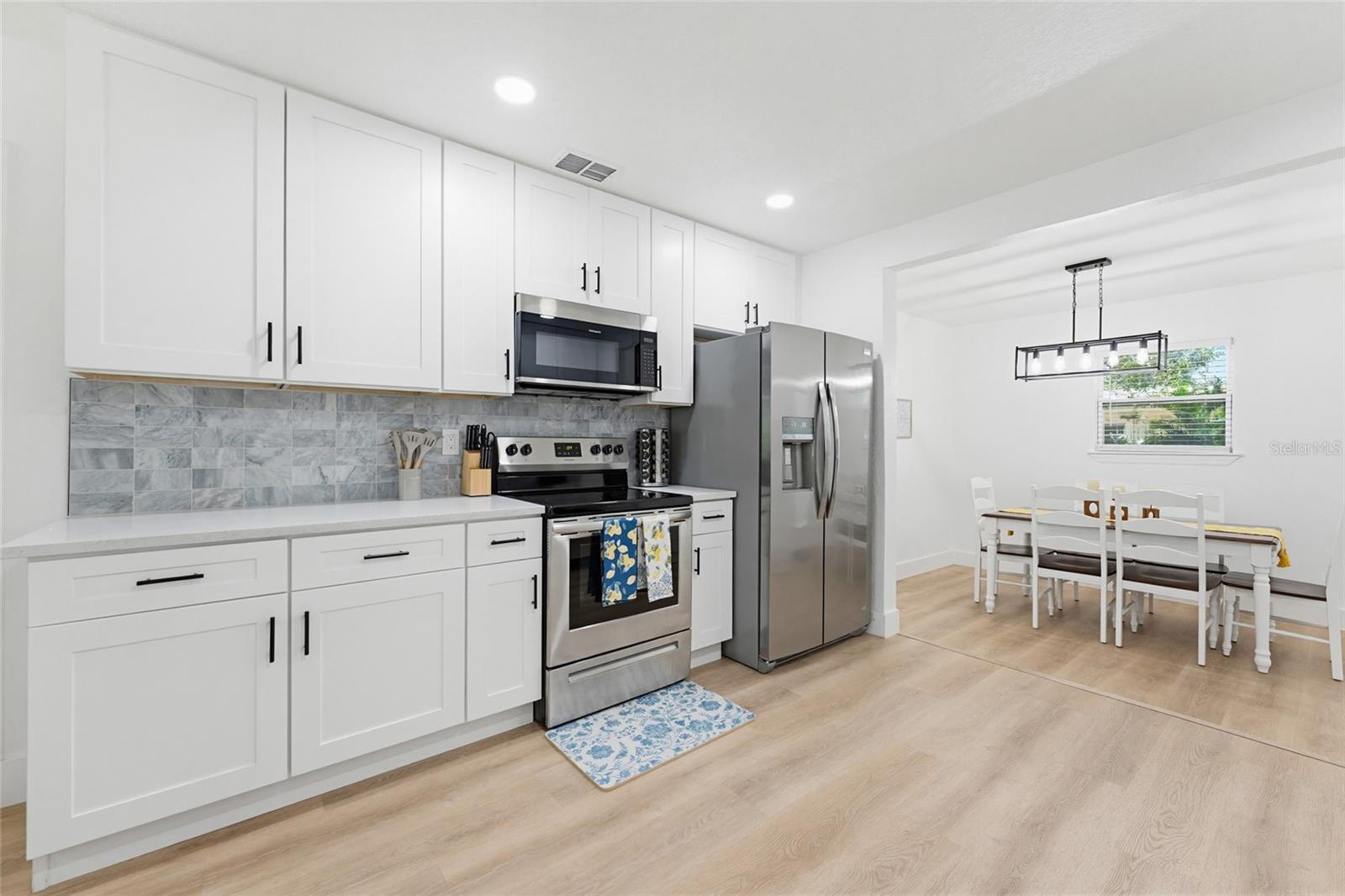 KNIGHTS ACRES - Residential