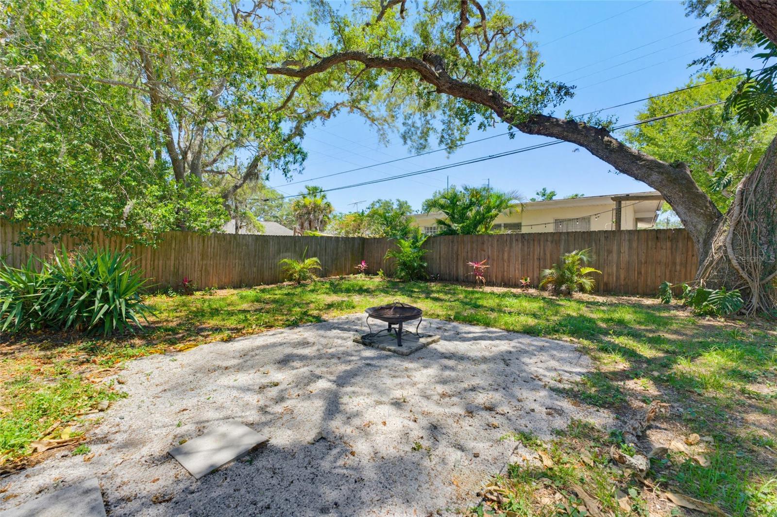 KNIGHTS ACRES - Residential