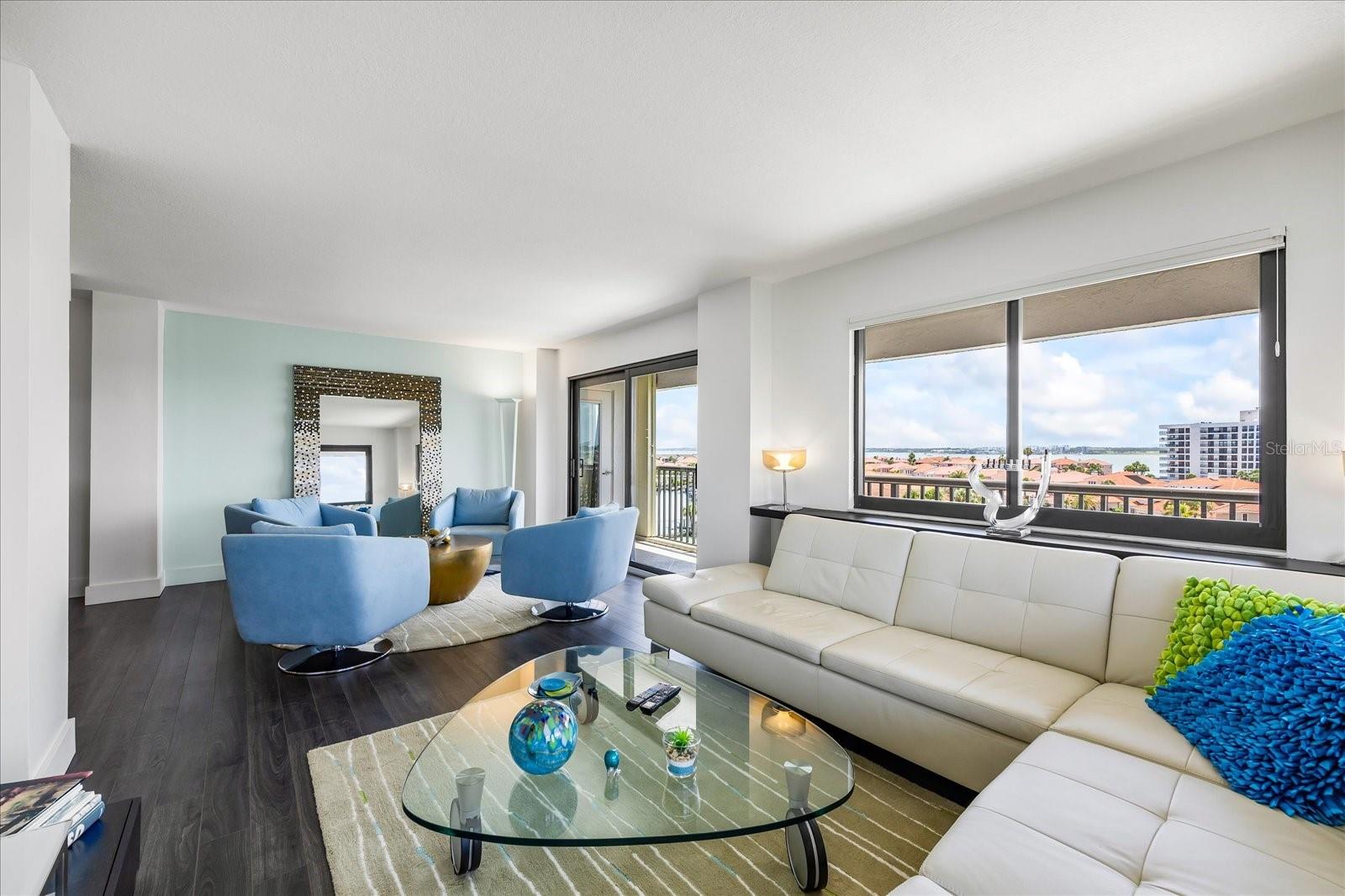 HARBORAGE CONDO - Residential