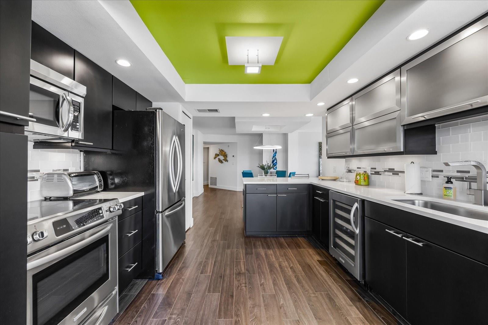 HARBORAGE CONDO - Residential