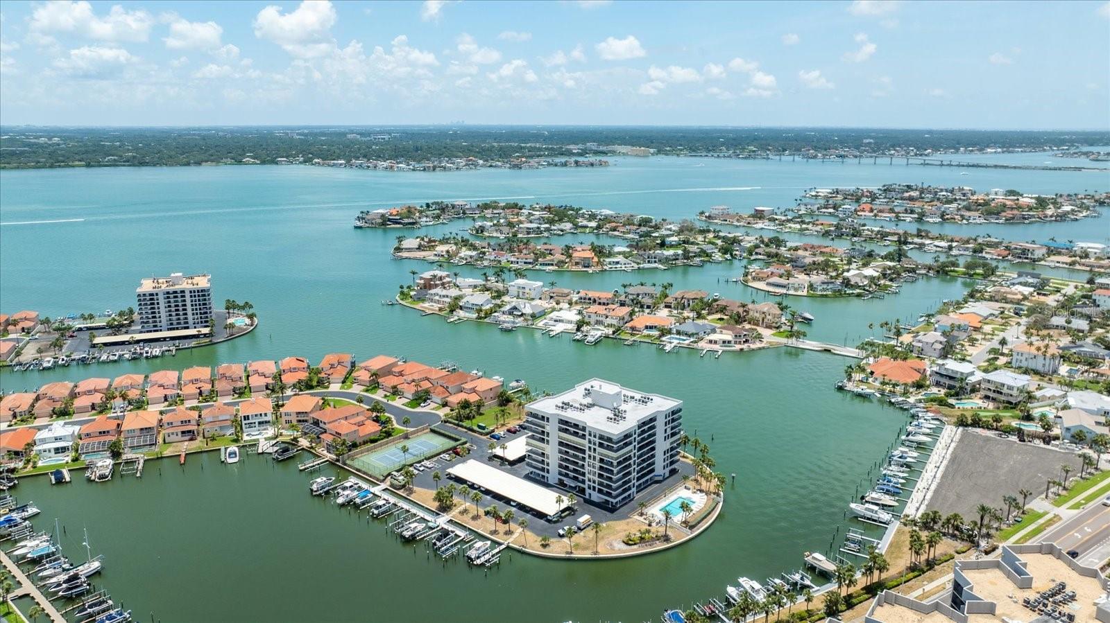 HARBORAGE CONDO - Residential