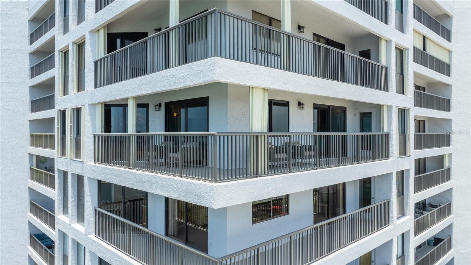 HARBORAGE CONDO - Residential