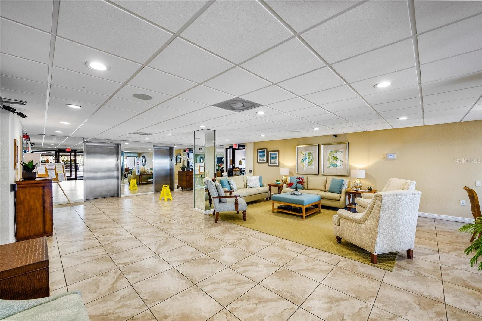 HARBORAGE CONDO - Residential