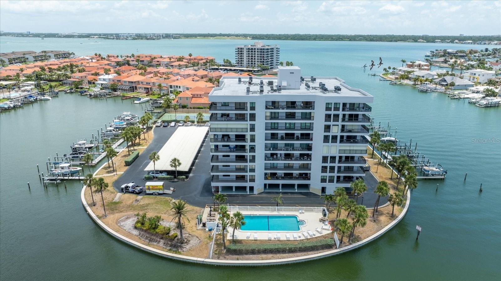 HARBORAGE CONDO - Residential