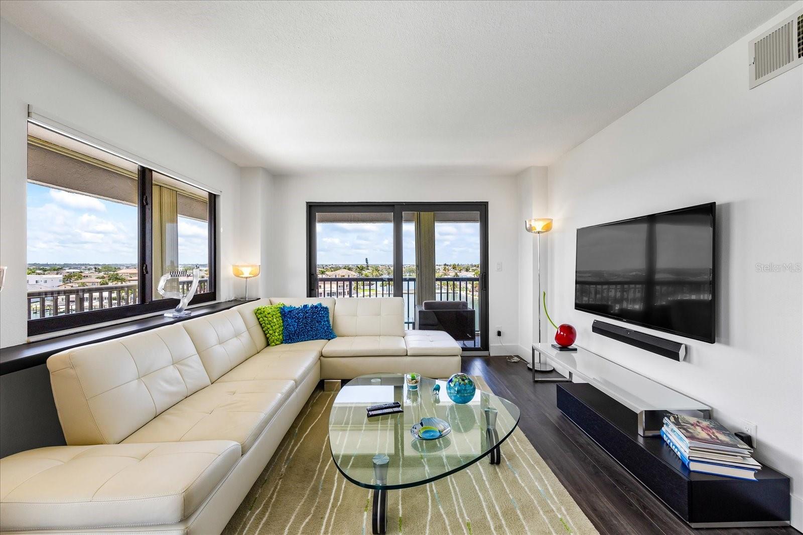 HARBORAGE CONDO - Residential