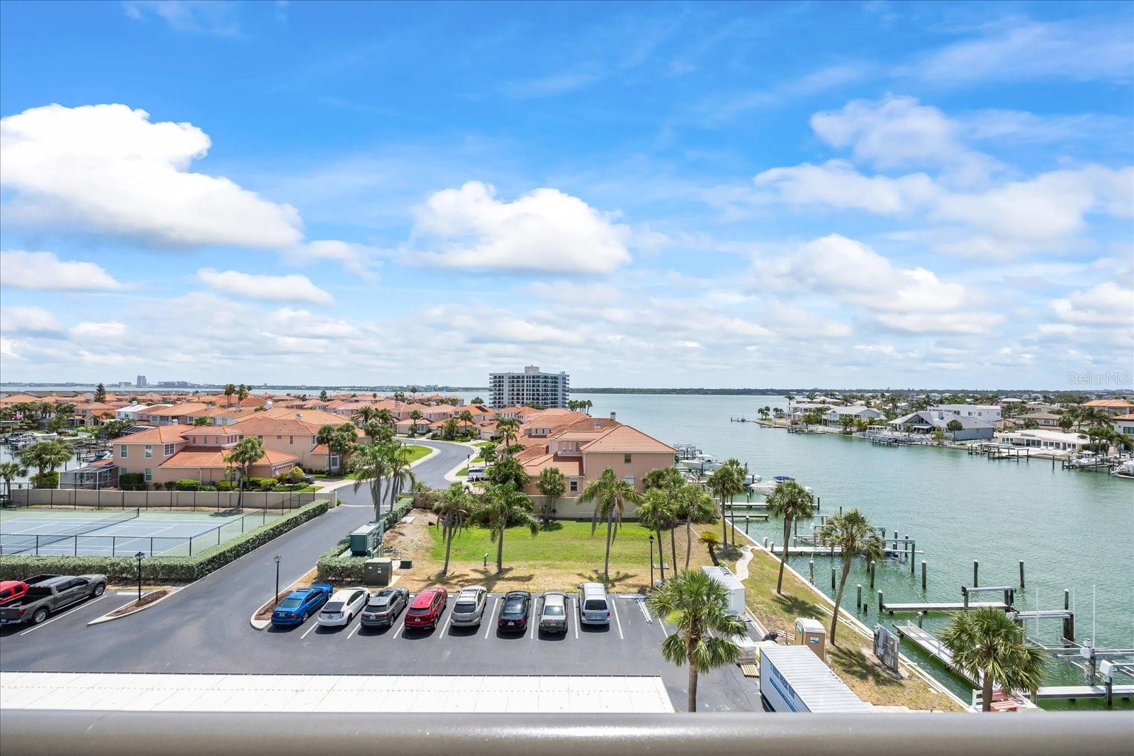 HARBORAGE CONDO - Residential