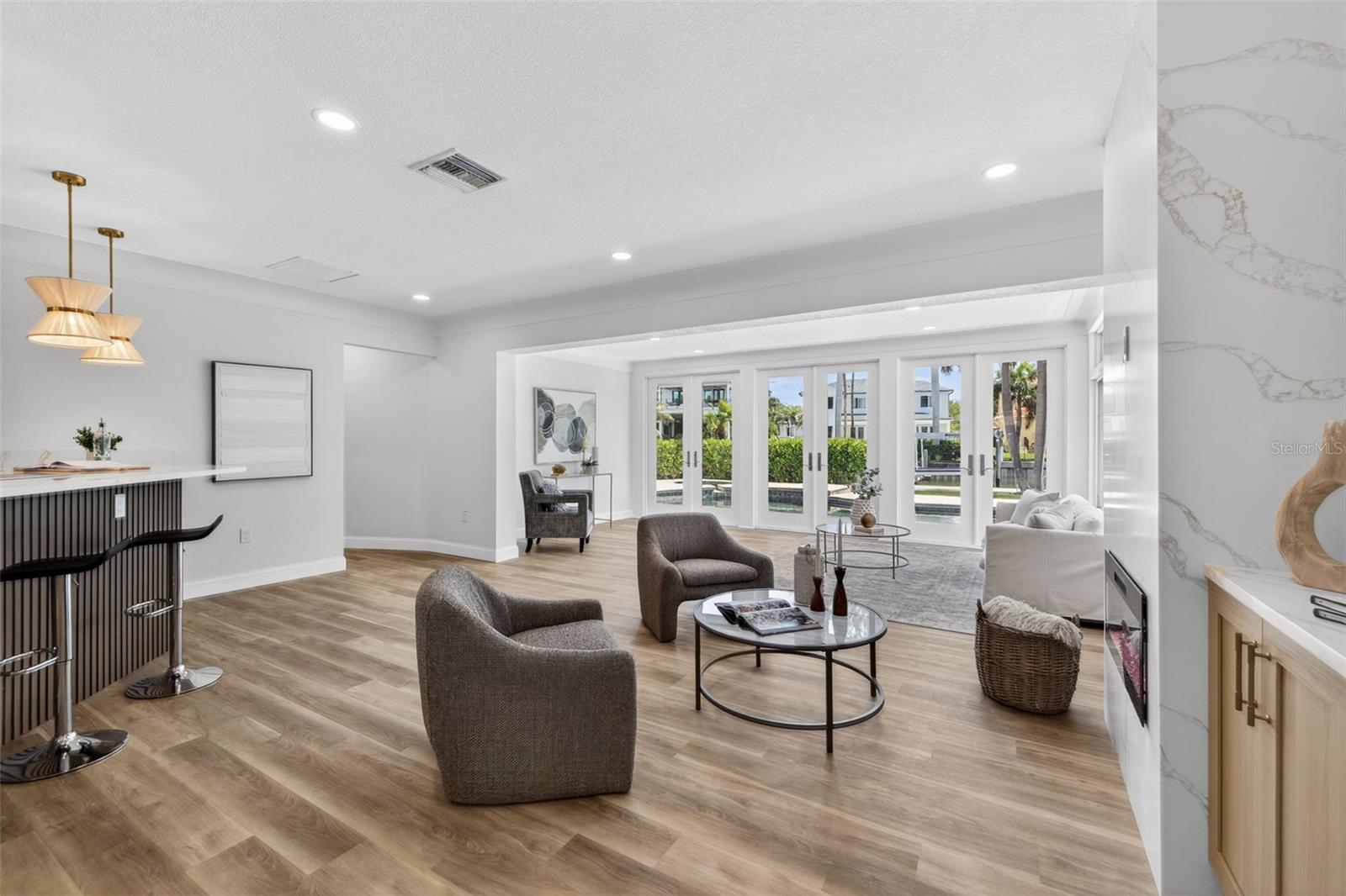 EDEN ISLE SUB - Residential