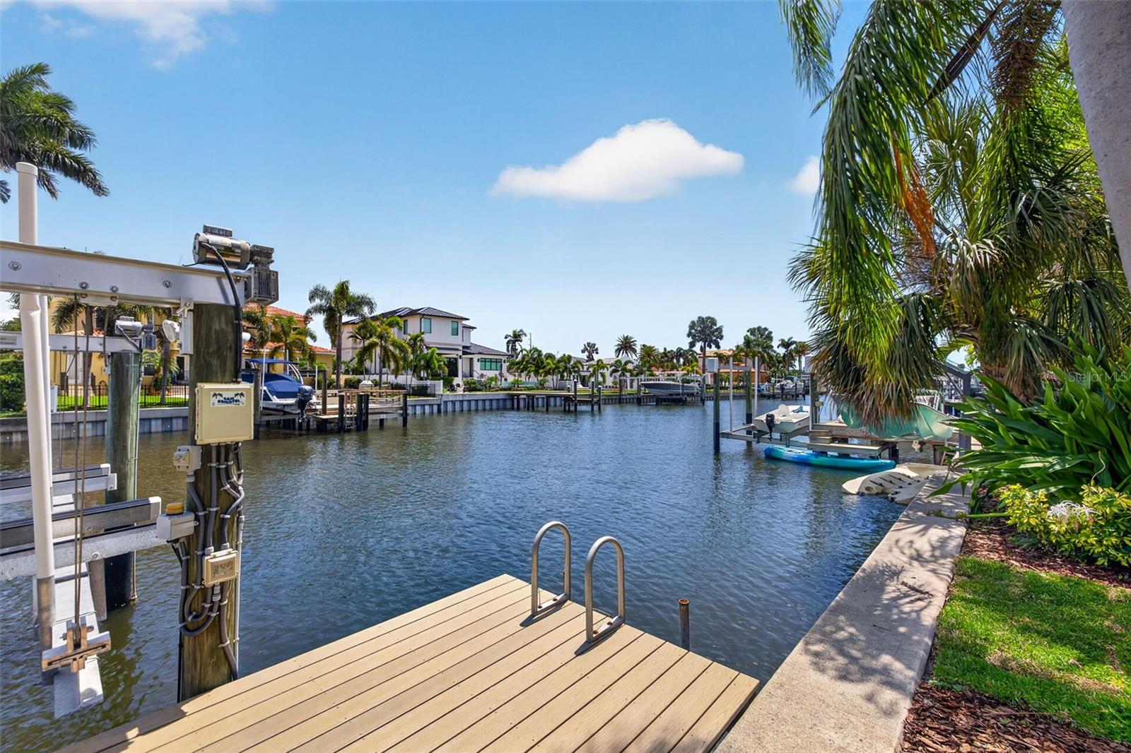 EDEN ISLE SUB - Residential