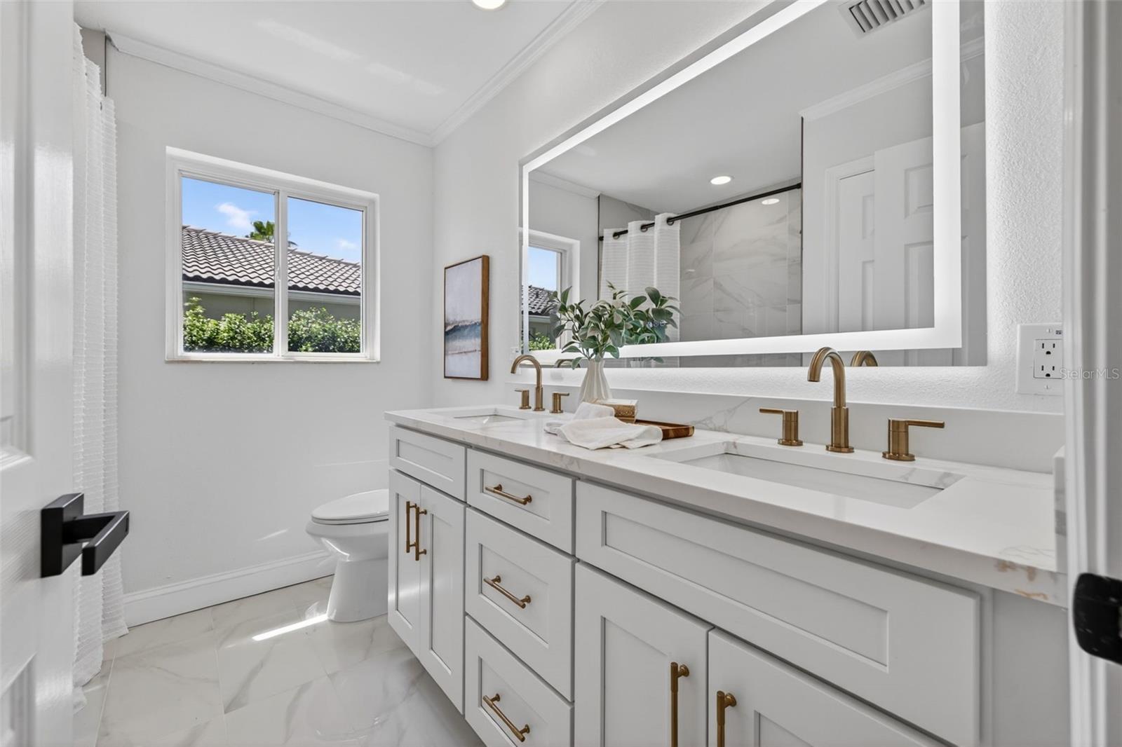 EDEN ISLE SUB - Residential