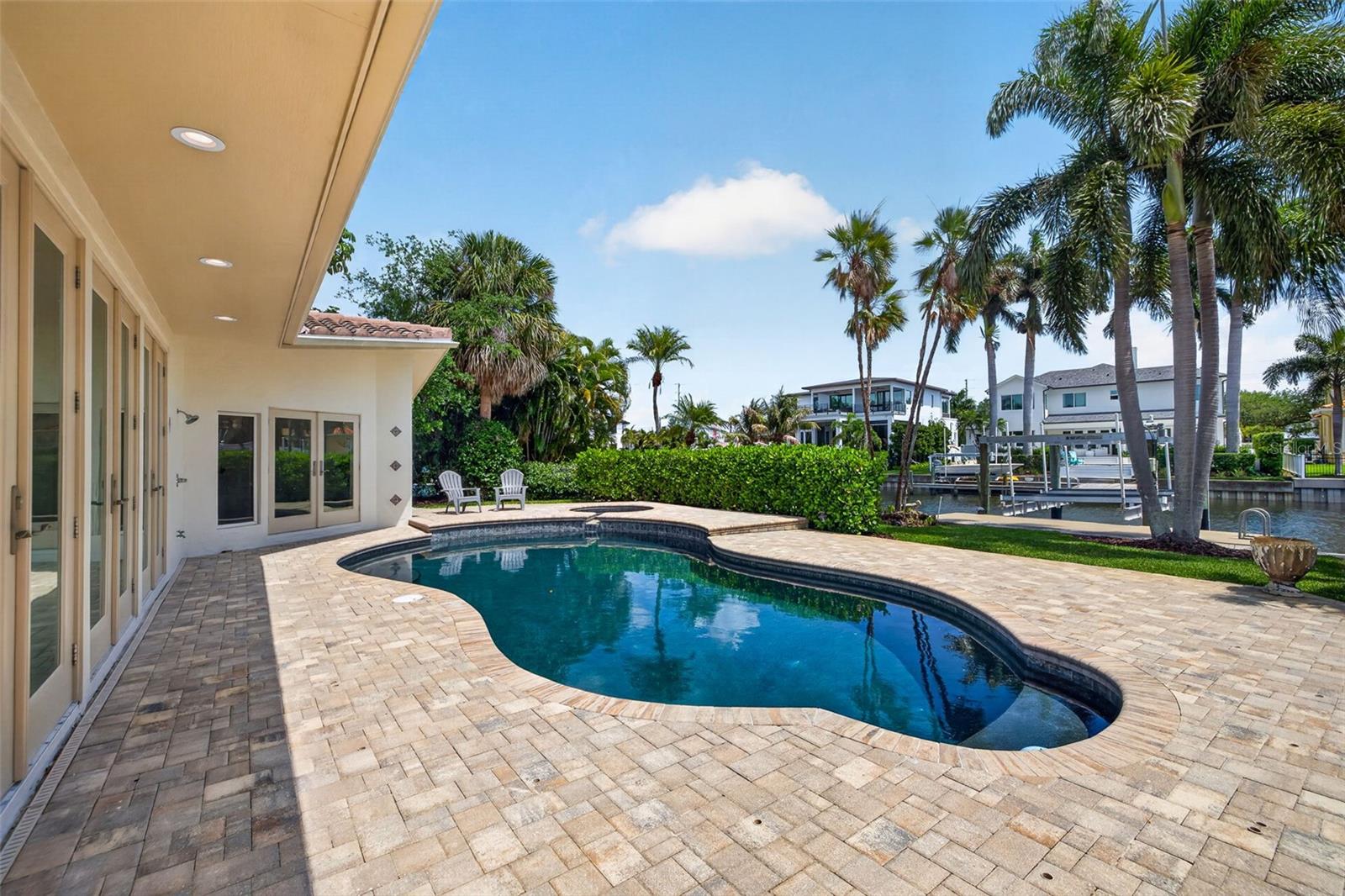 EDEN ISLE SUB - Residential