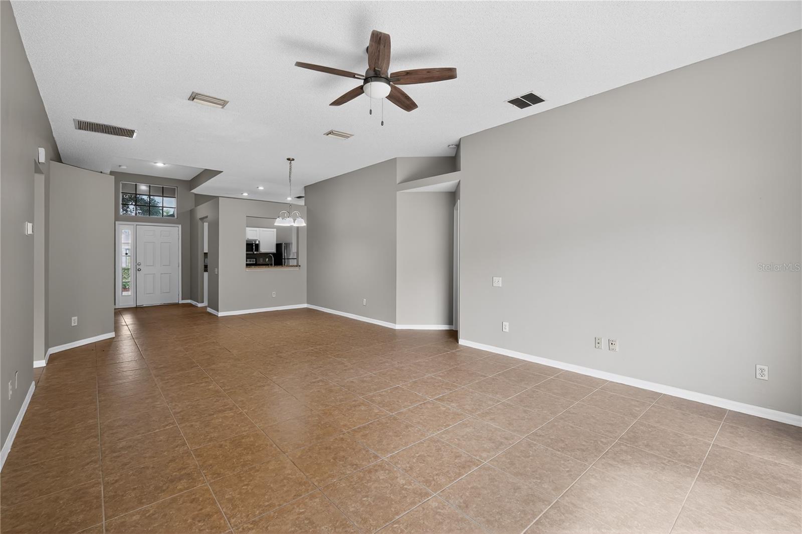 SOUTH POINTE PH 4 - Residential