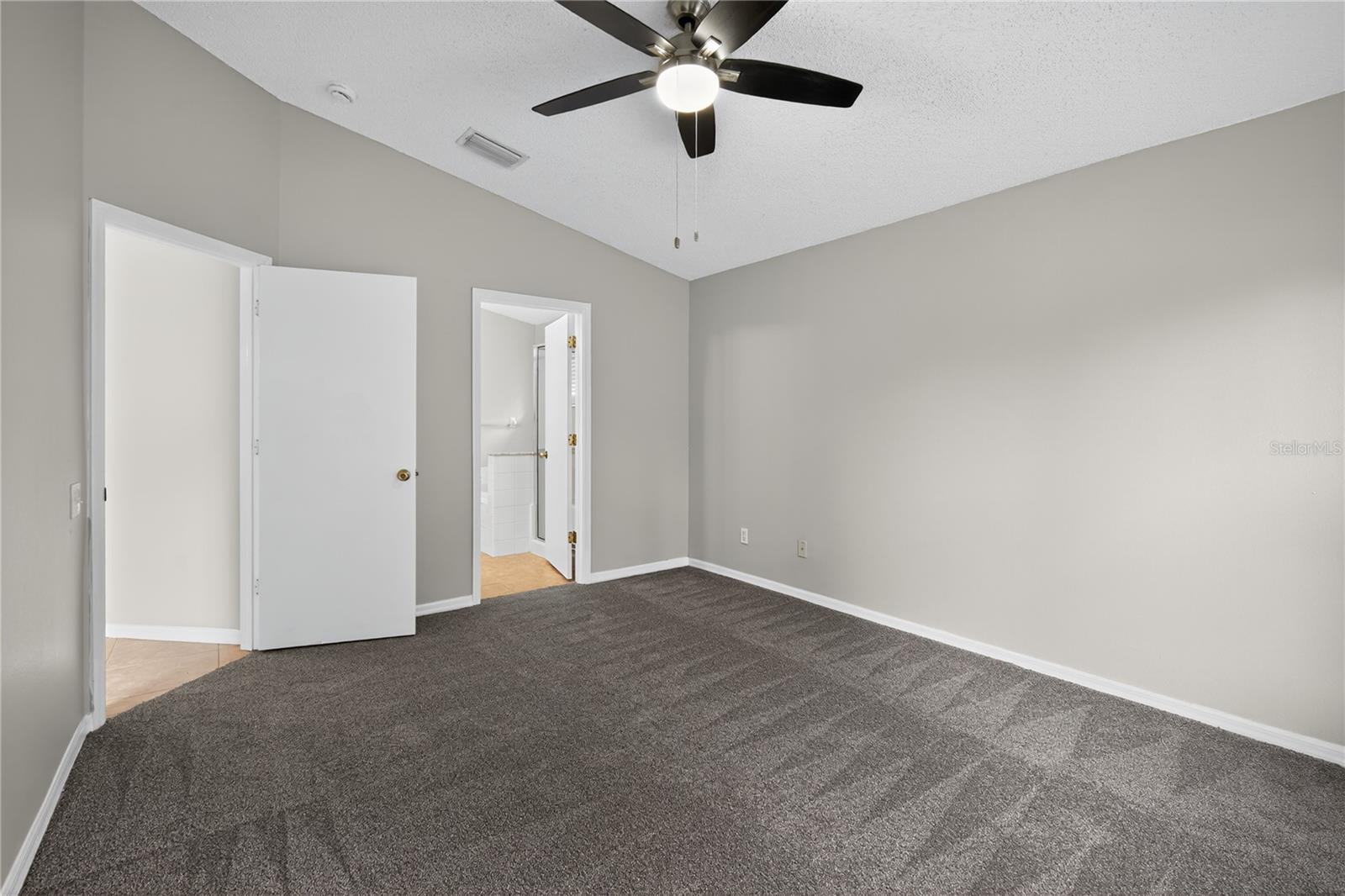 SOUTH POINTE PH 4 - Residential