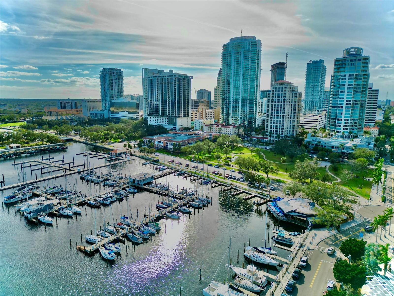 FLORI DE LEON APTS CO-OP - Residential Lease