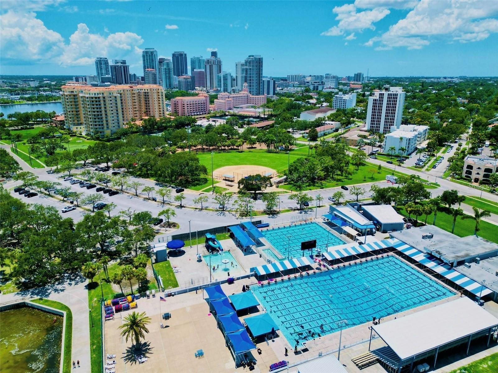 FLORI DE LEON APTS CO-OP - Residential Lease