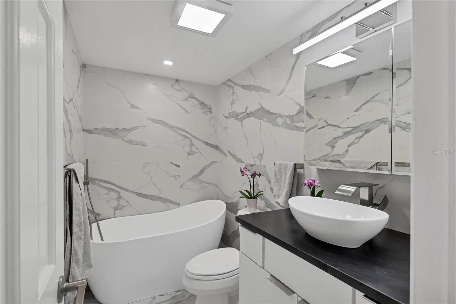 SARABAY COVES - Residential