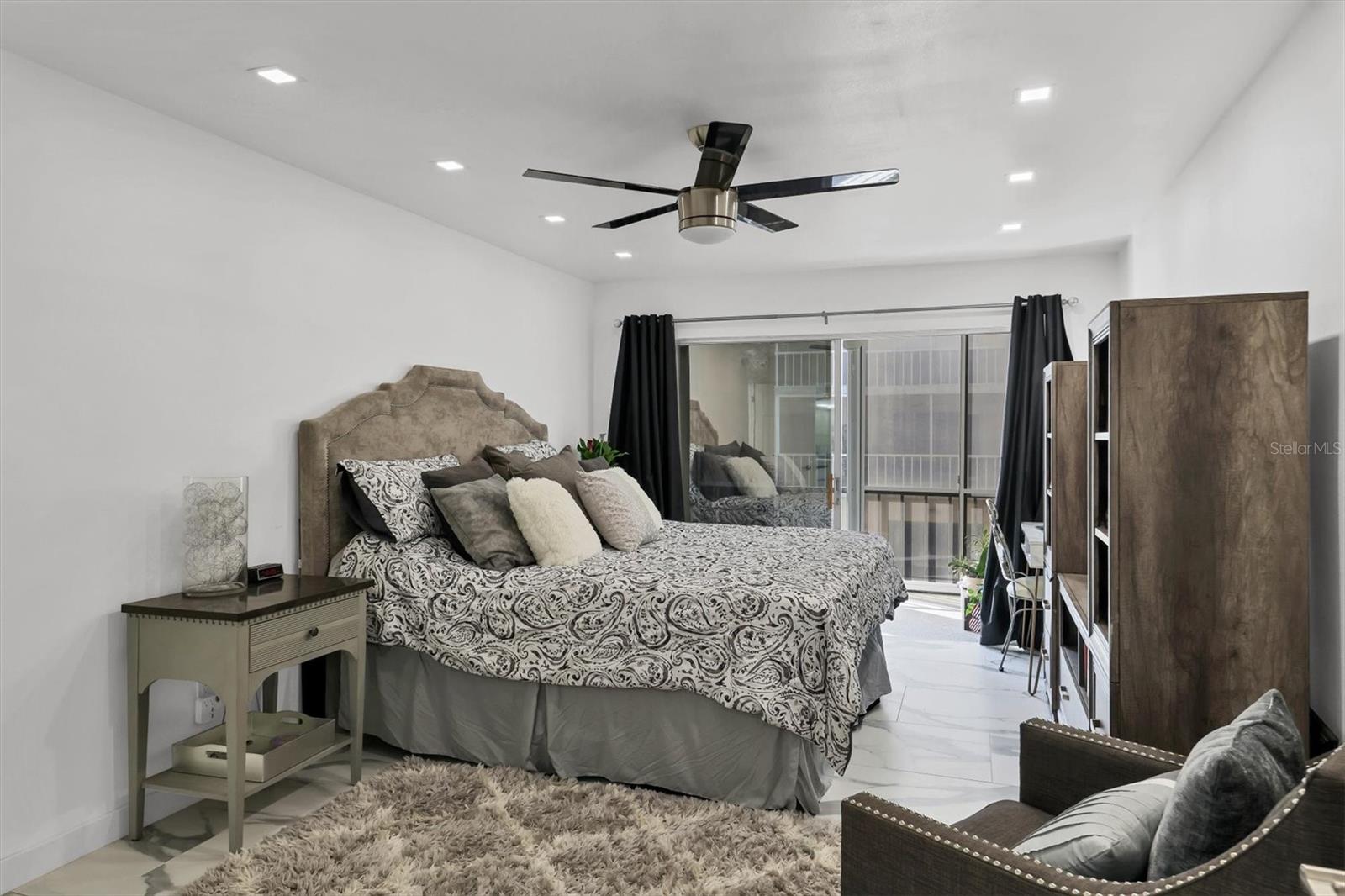 SARABAY COVES - Residential