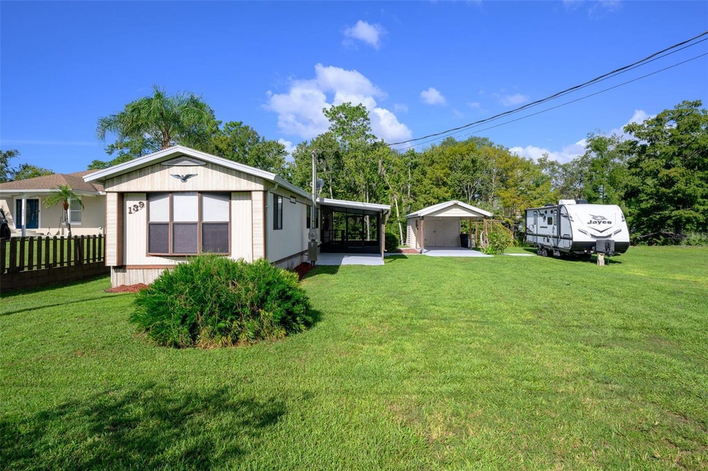 Photo of 139 Sportsman Road, Satsuma, FL 32189 (MLS # FC321529)
