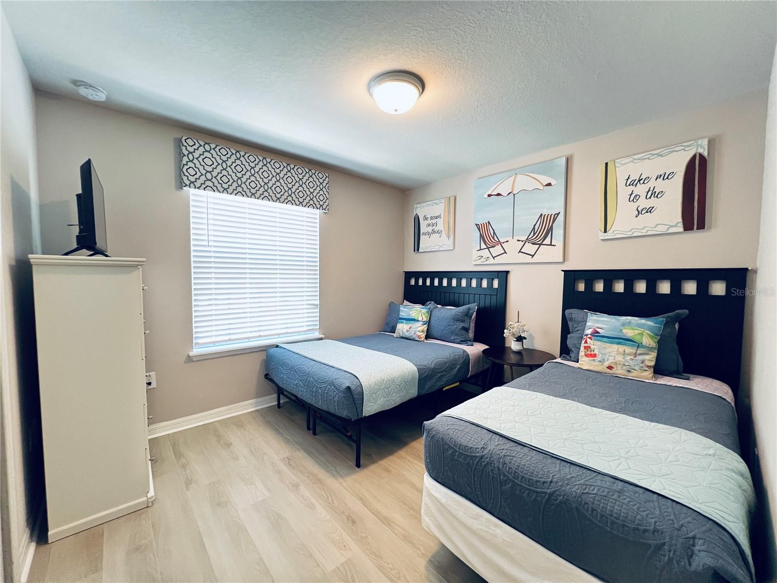 WINDSOR AT WESTSIDE; WINDSOR/WESTSIDE - Residential