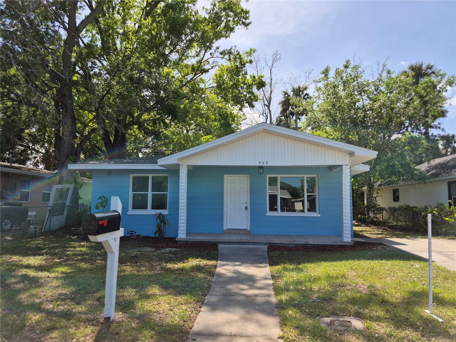 422 N LINCOLN STREET