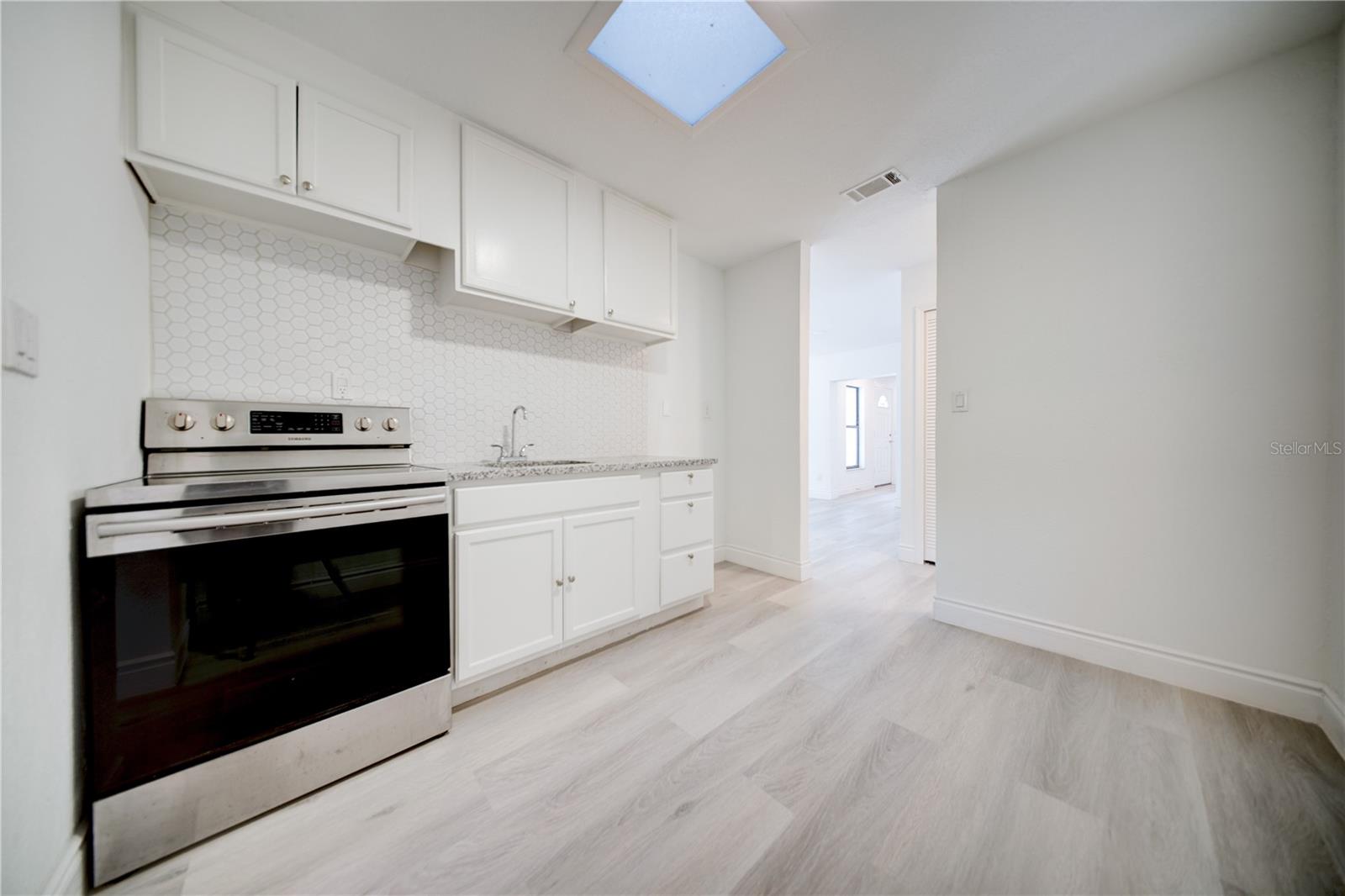 PALM TERRACE - Residential