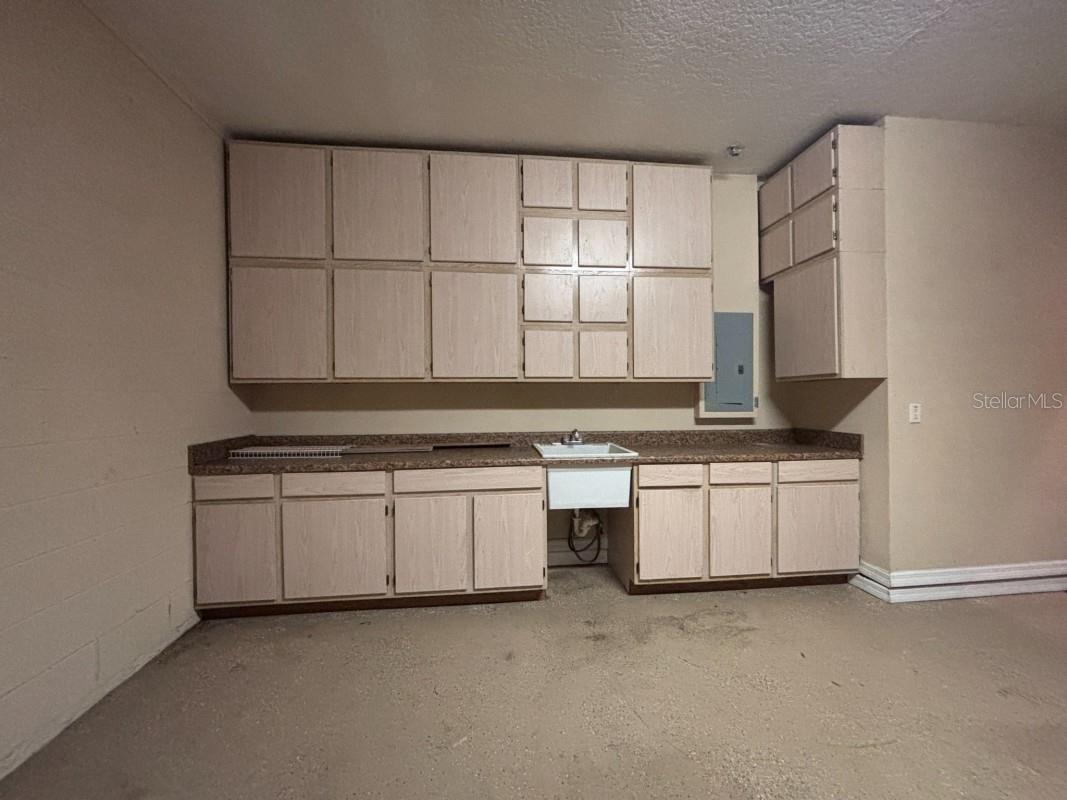 LAKES/WINDERMERE PH 04 - Residential