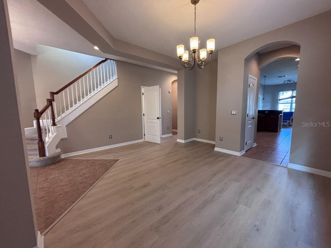 LAKES/WINDERMERE PH 04 - Residential