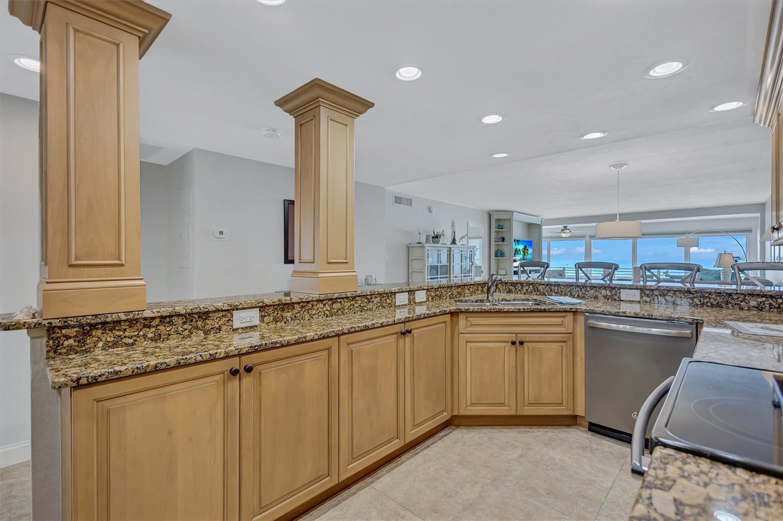 HORIZONS WEST - Residential